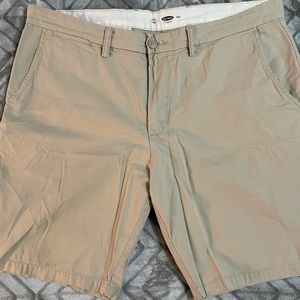 Mens old Navy shorts new size 40